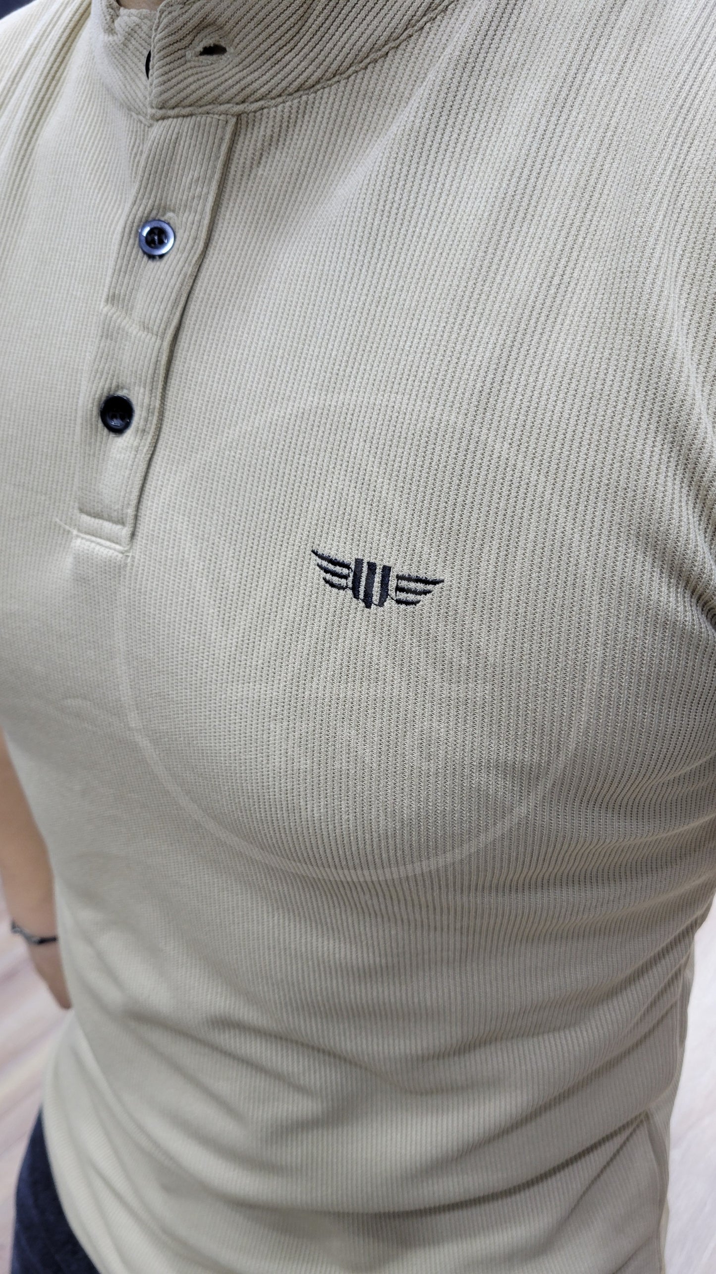 T-Shirt 01 - Col Mao Beige