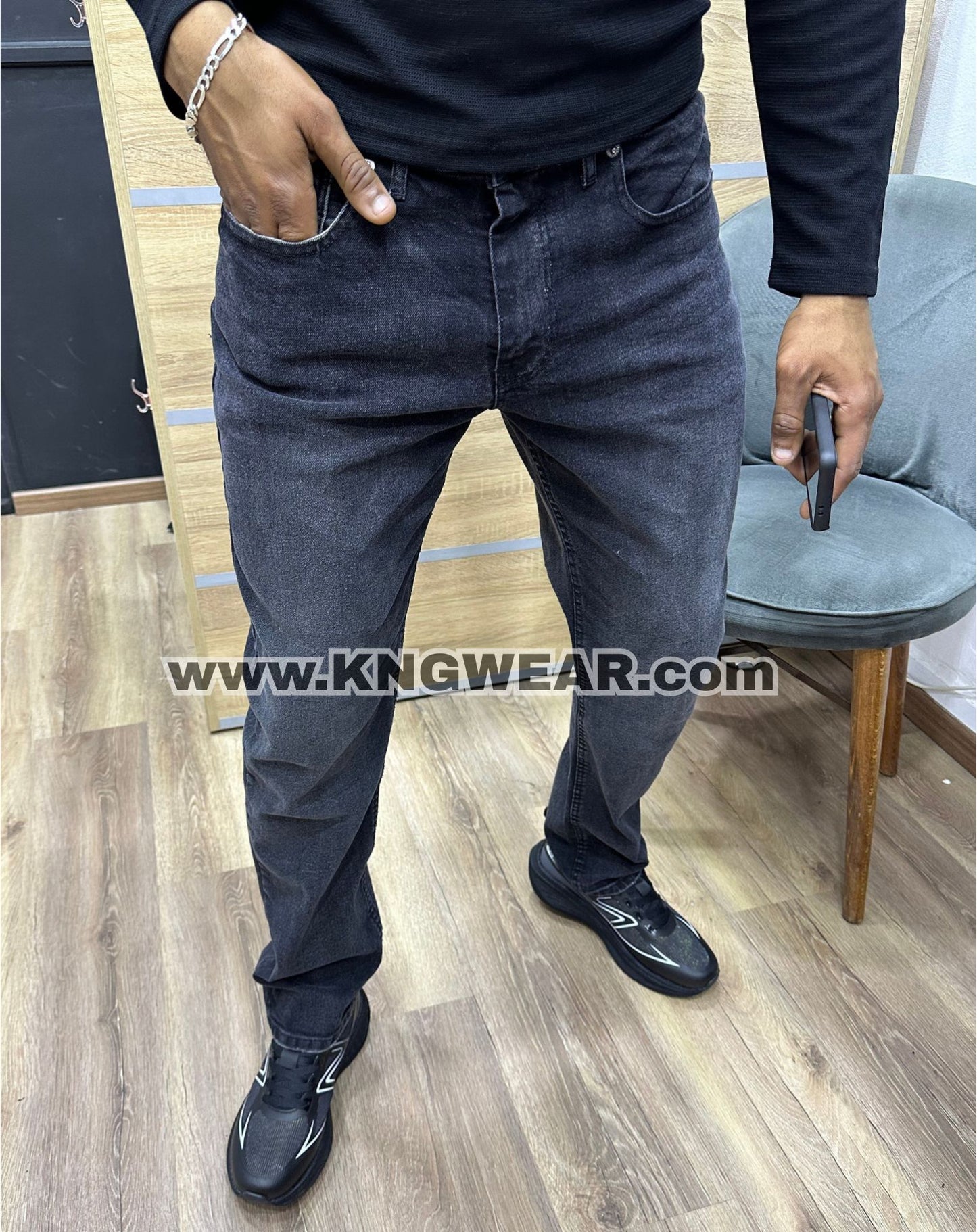 JEAN COUPE NORMAL M02KNG - GRIS NOIR FONCÉ