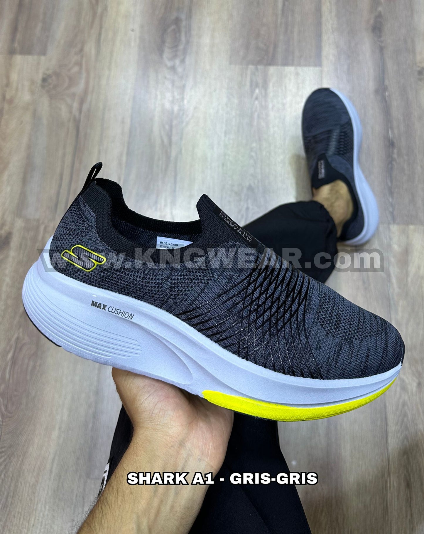 CHAUSSURE SHARK A1 - GRIS