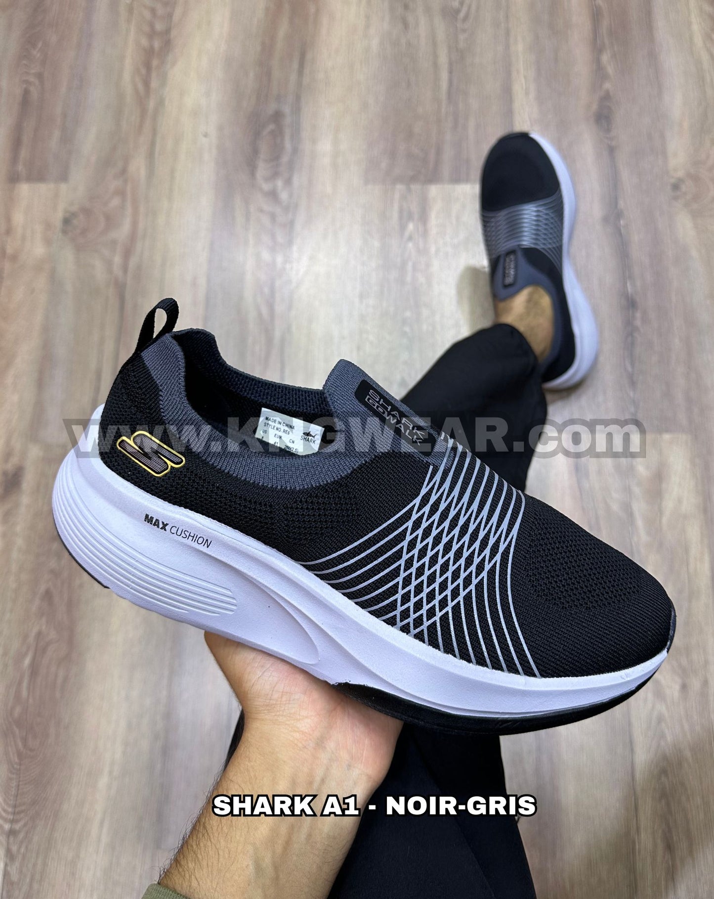 CHAUSSURE SHARK A1 - NOIR