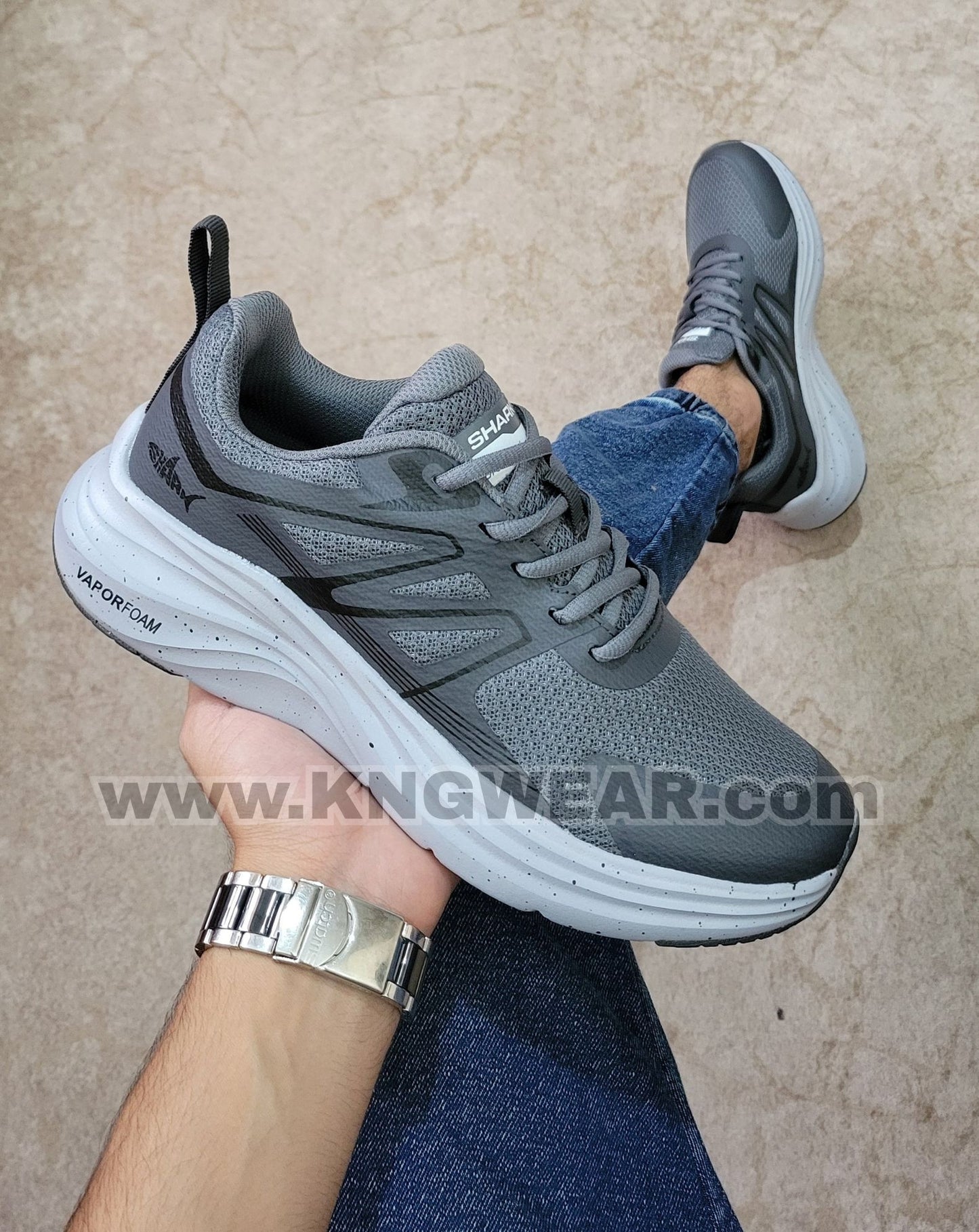 CHAUSSURE SHARK A2 - GRIS